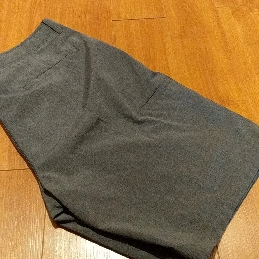 Men's shorts - Picture 3 of 4